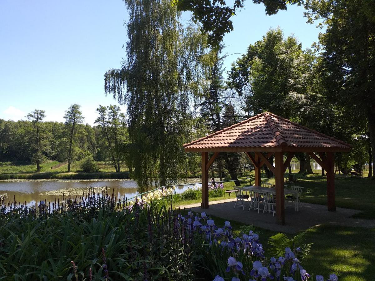 Dwor Zbozenna Hotel Przysucha Bagian luar foto